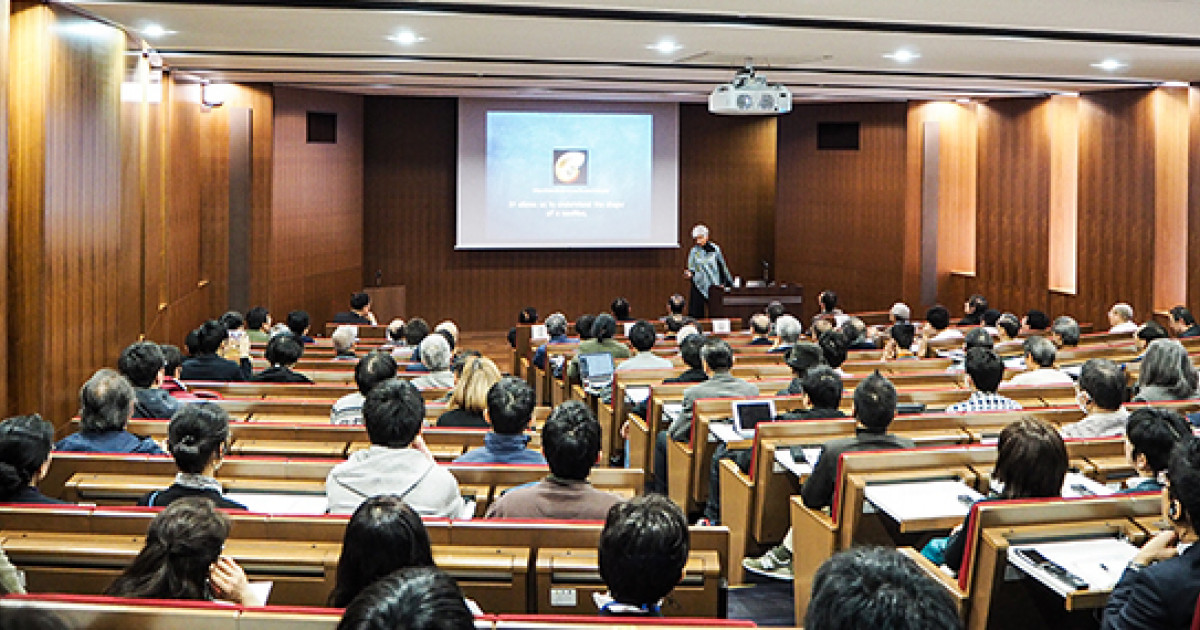 数理解析研究所が国際共同利用・共同研究拠点キックオフシンポジウムを開催しました。（2019年3月28日）